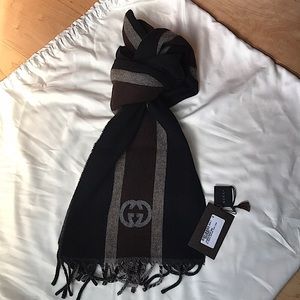 Gucci scarf 100%wool scarf muffler